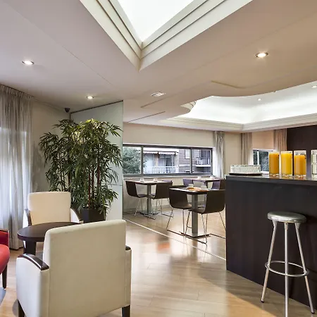 Ξενοδοχείο Acta Antibes 2*