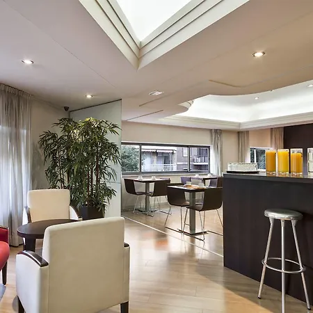Hotell Acta Antibes