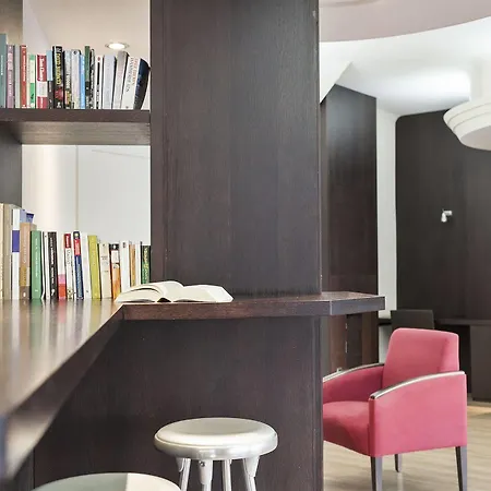 Hotell Acta Antibes Barcelona