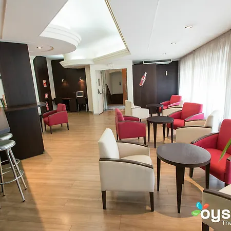Hotell Acta Antibes 2*