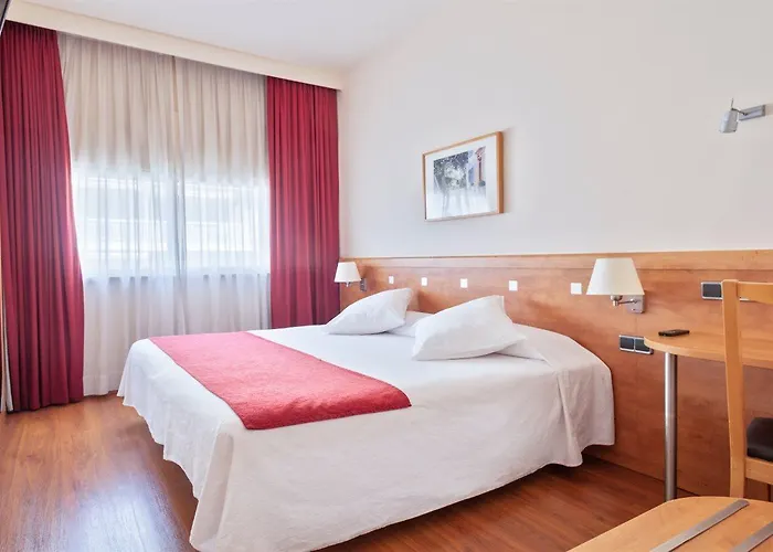 Hotel Acta Antibes 2*