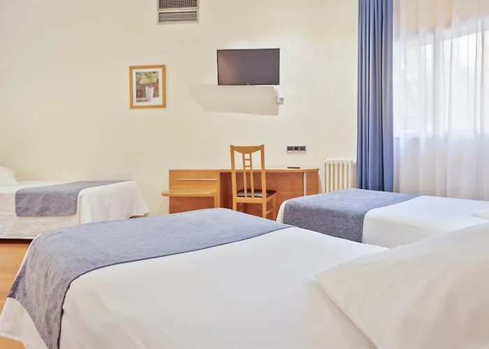 Acta Antibes Hotel 2*