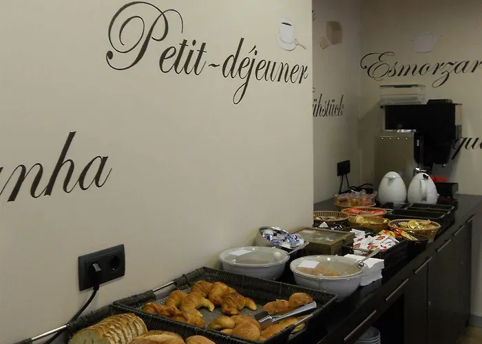 Hotel Acta Antibes 2*