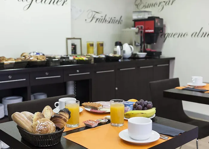 Acta Antibes Hotel 2*