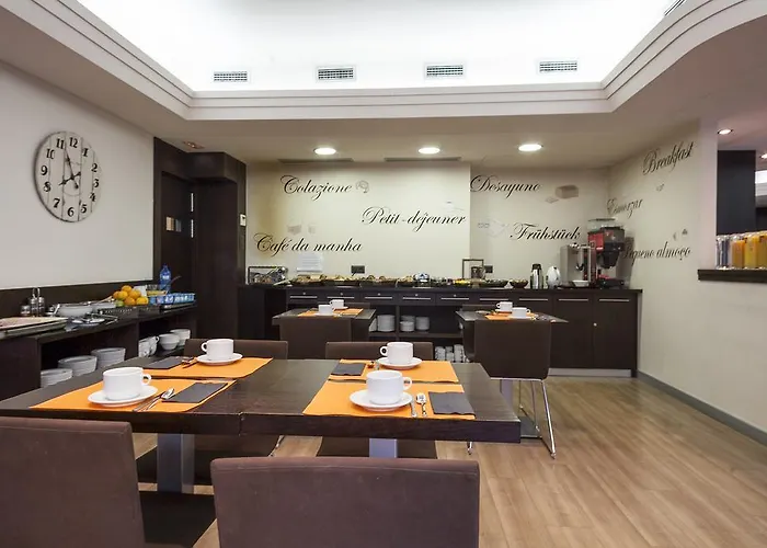 Acta Antibes 2* Barcelona