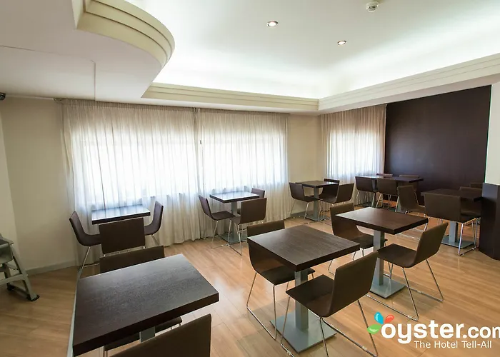 Acta Antibes Hotel 2*