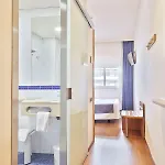 Acta Antibes Hotel 2*
