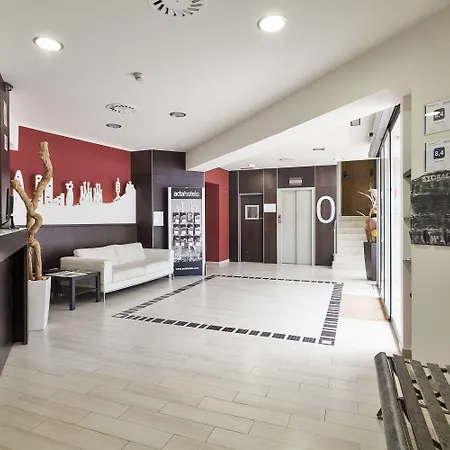 Hotel Acta Antibes 2*